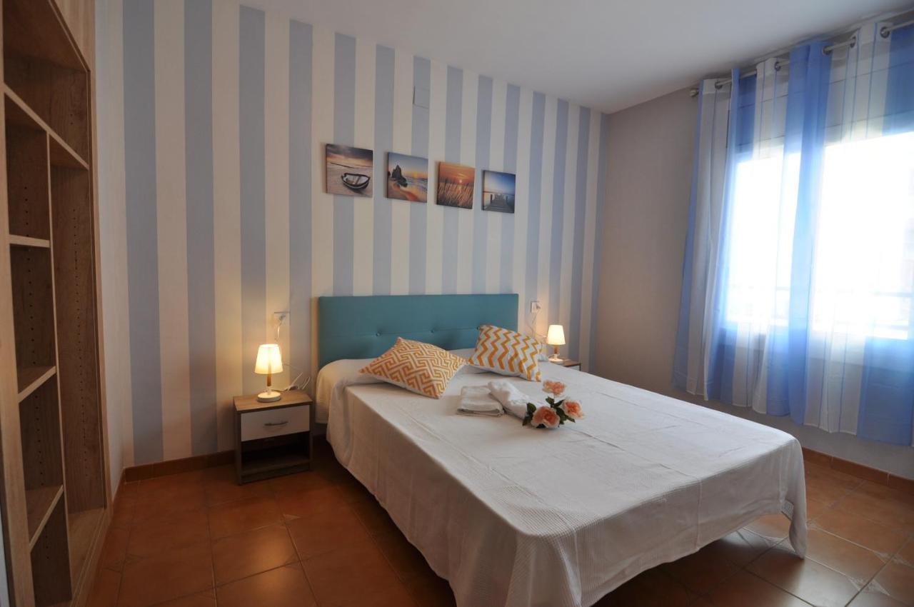 Rnet - Mt Apartaments Roses Esterno foto
