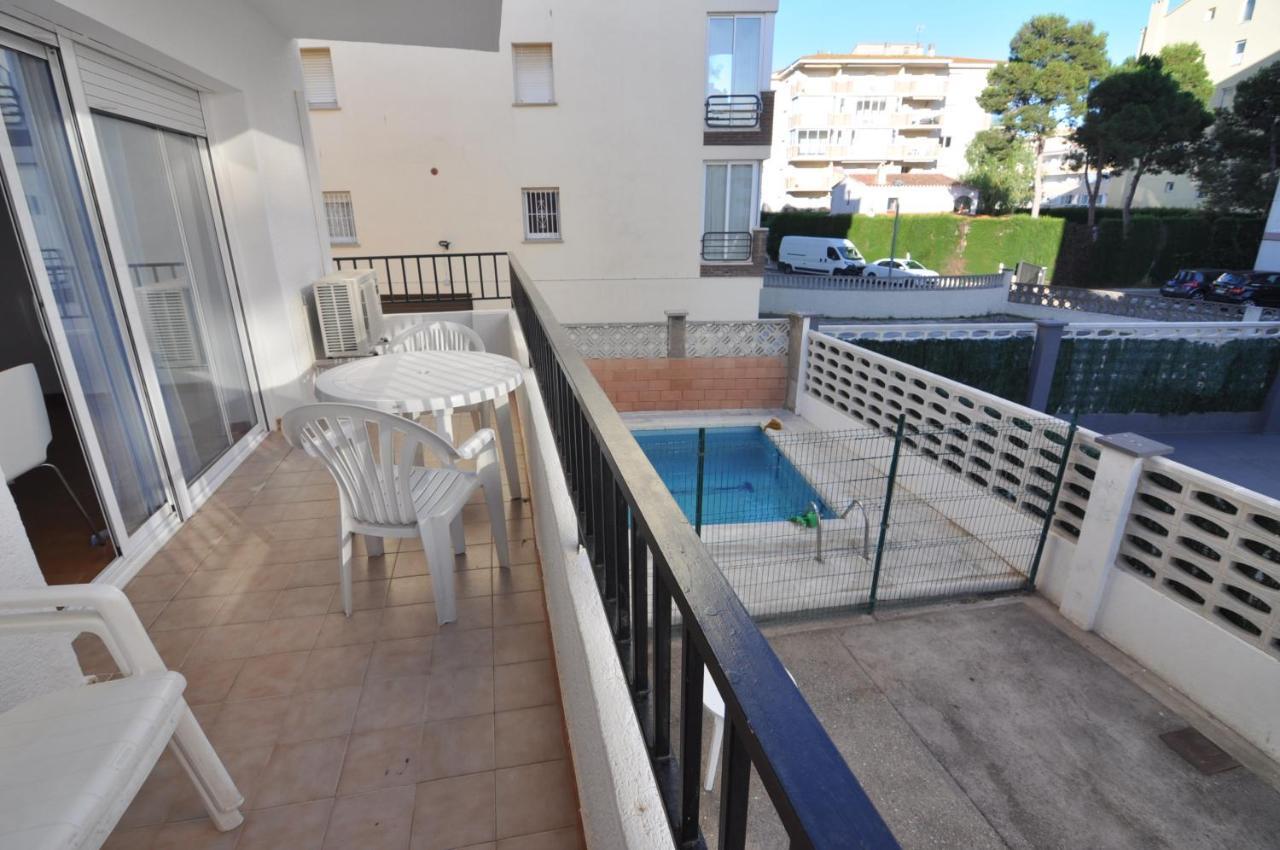 Rnet - Mt Apartaments Roses Esterno foto